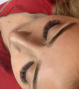 volume lashes
